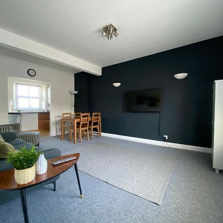15 Queen Street, Flat 2 Ulverston Luaran gambar
