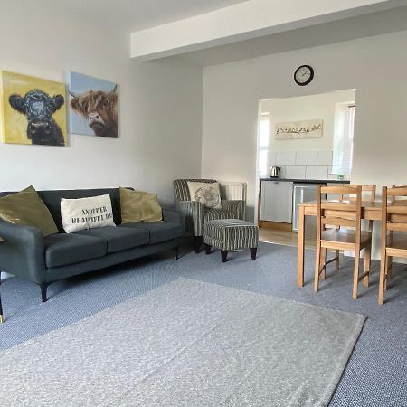 15 Queen Street, Flat 2 Ulverston Luaran gambar