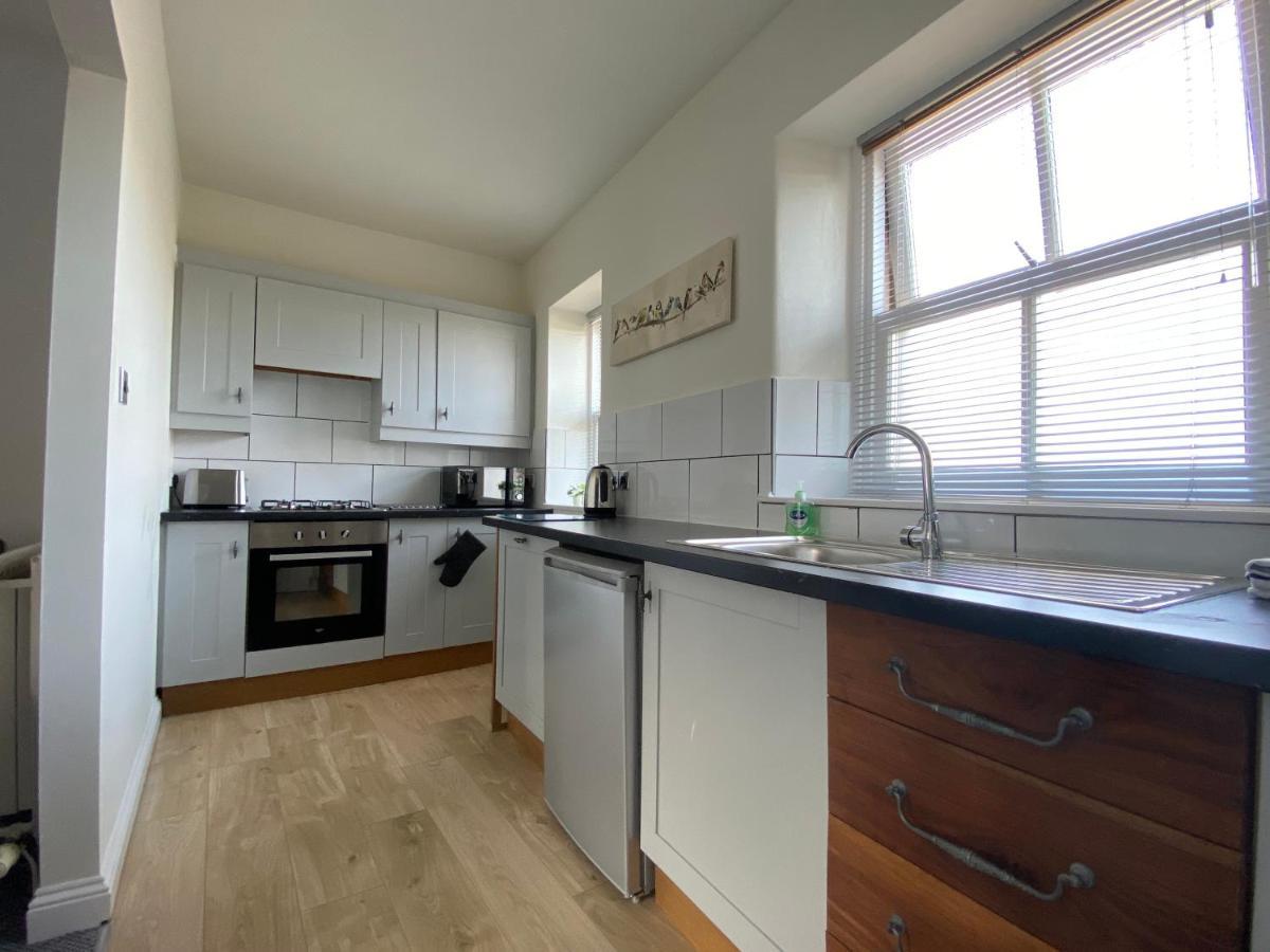 15 Queen Street, Flat 2 Ulverston Luaran gambar
